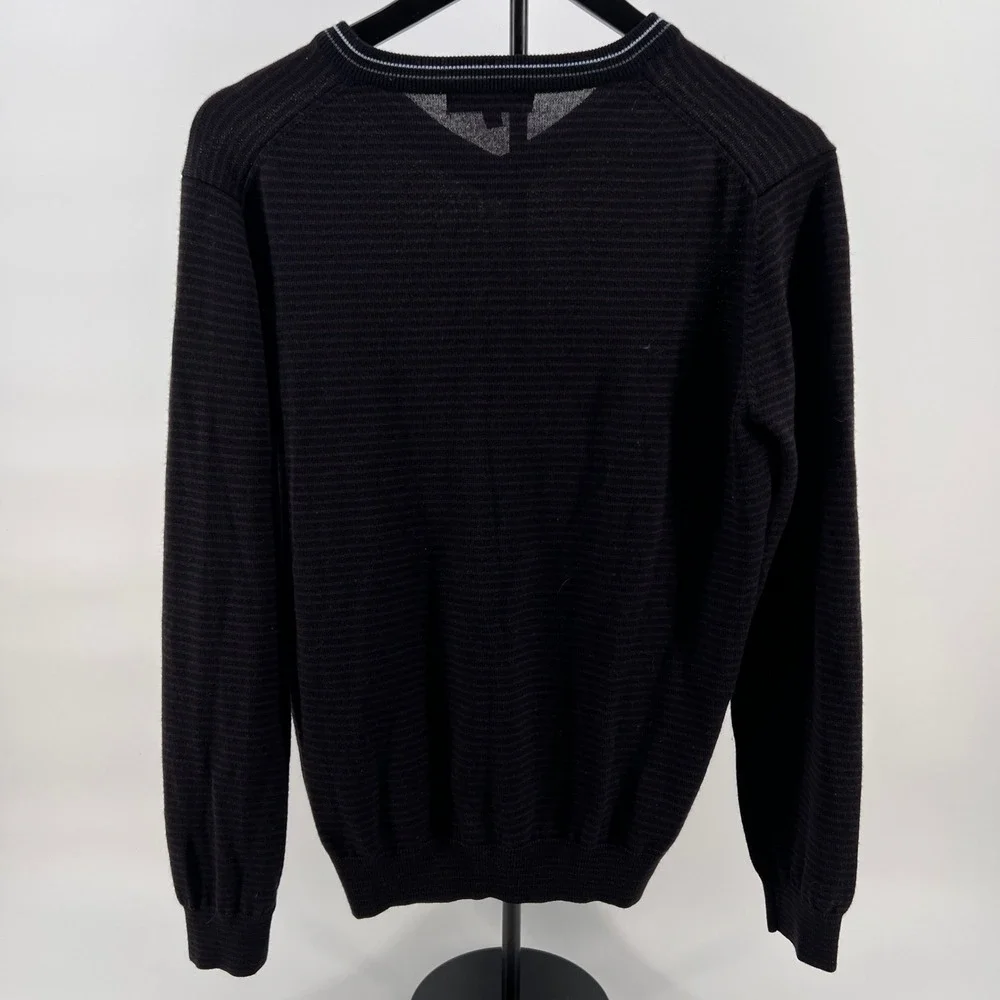 Saks Fifth Avenue Mens Merino Wool Blend V-Neck Striped Sweater Purple Black M‎